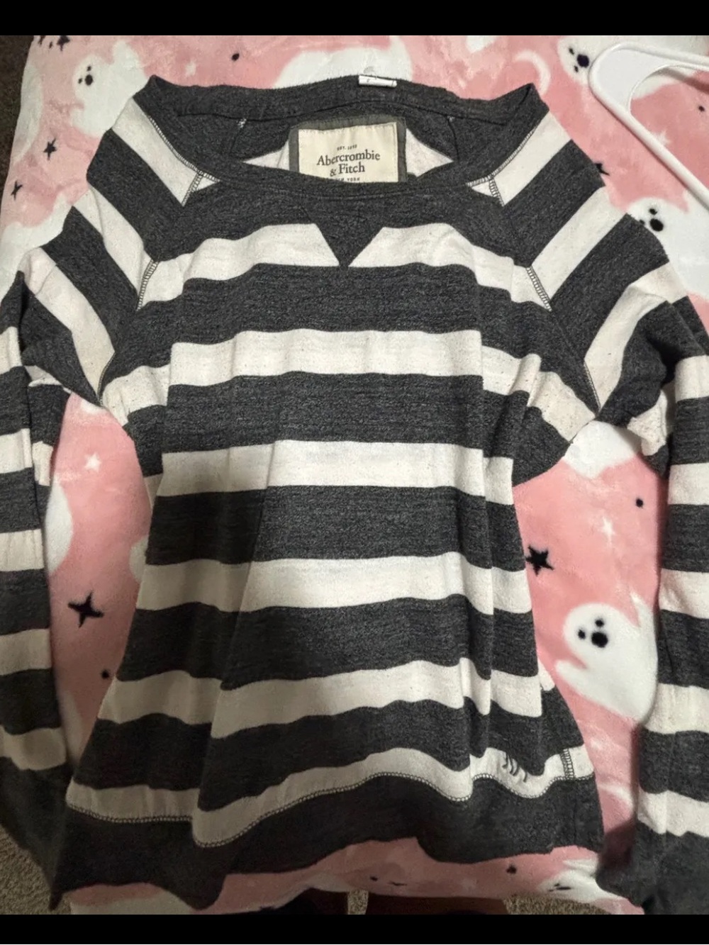 Abercrombie & Fitch Black and White Striped Long Sleeve Top